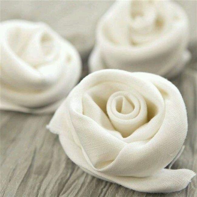 Свадьба - 10 DIY Napkin Ideas To WOW Your Guests