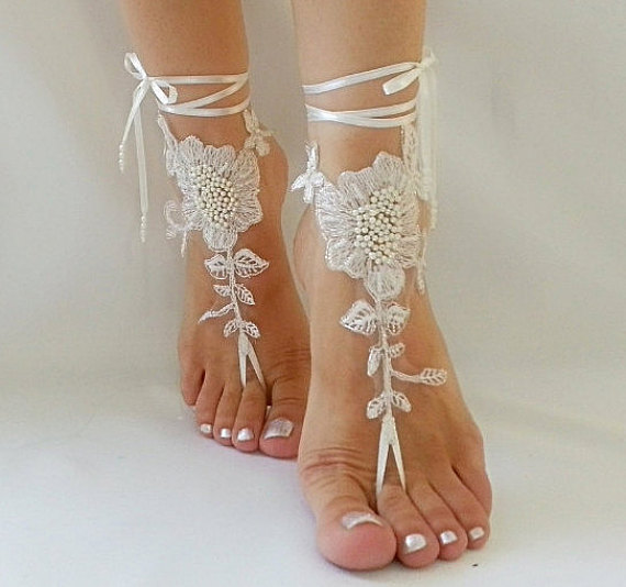 Hochzeit - Beach wedding barefoot sandals FREE SHIP embroidered sandals, ivory Barefoot , french lace sandals, wedding anklet,