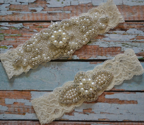 زفاف - Wedding Garter, Rhinestone and Pearl Wedding Garter Set, Elegant Ivory Stretch Lace A Beautiful Crystal Rhinestones & Pearl Applique