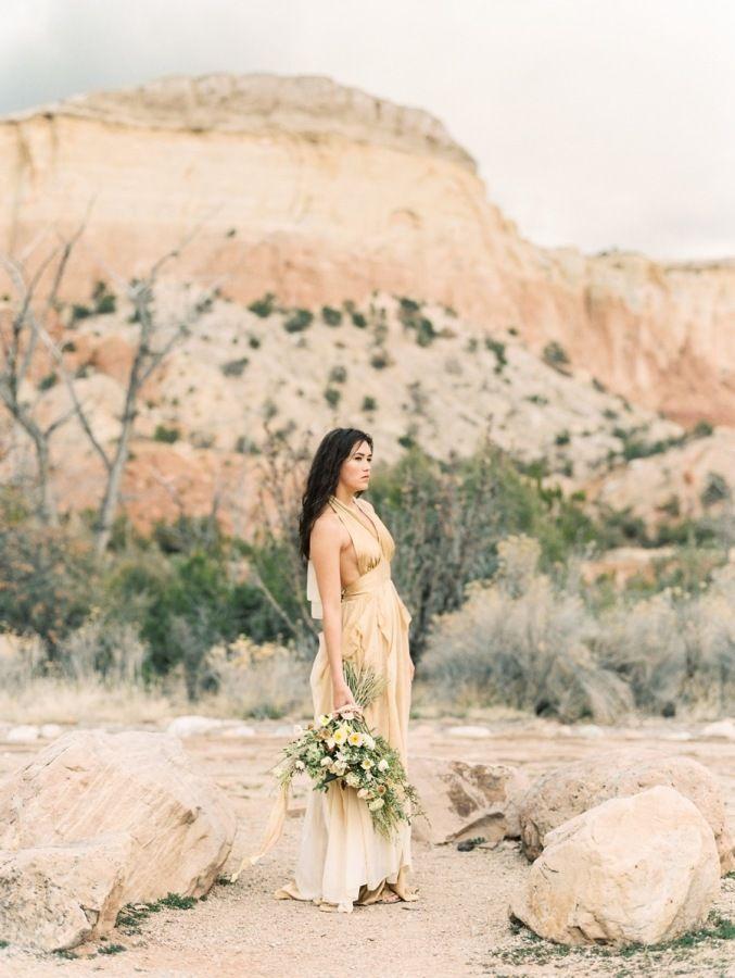 Hochzeit - Enchanting Desert Wedding Inspiration