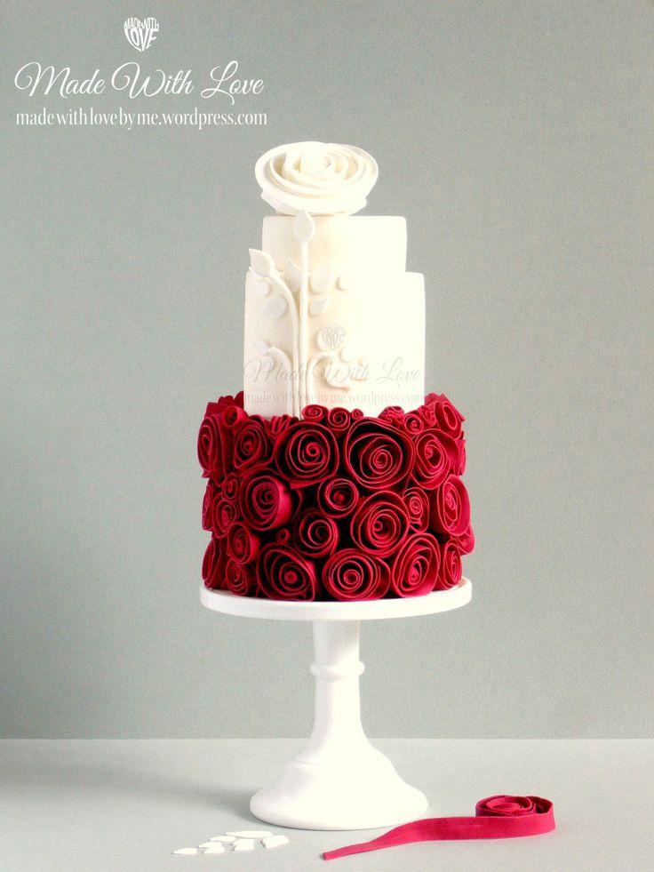 Wedding - Snow White And Rose Red Cake