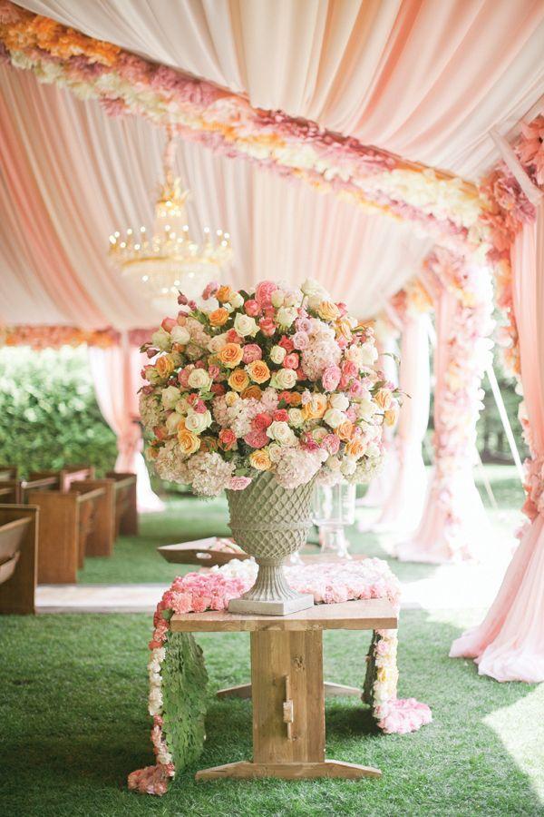 Hochzeit - Very Chic Pink Wedding