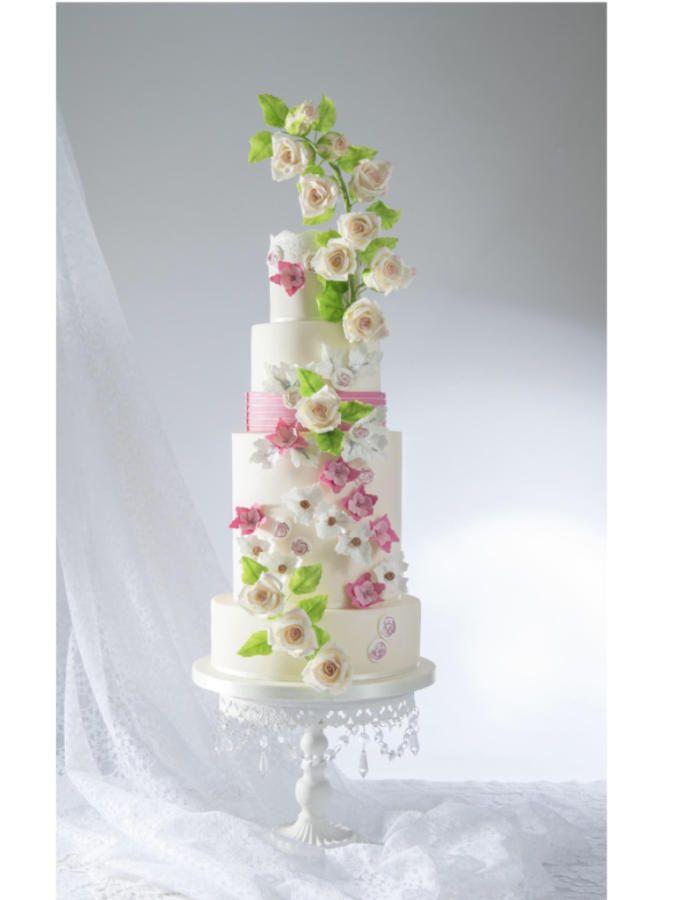 Hochzeit - Zuhair Murad Fashion Inspired Cake Collaboration
