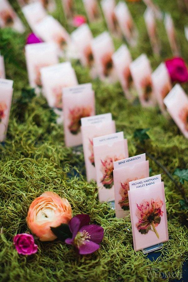 Hochzeit - A Vibrant Spring Wedding Filled With Colourful Blooms 