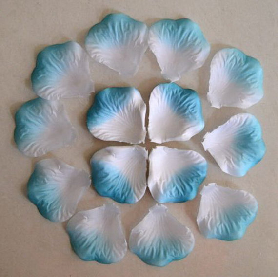 Hochzeit - 1000pcs/lot Blue & White Silk Petals Wedding Birthday Party Decor Table Confetti