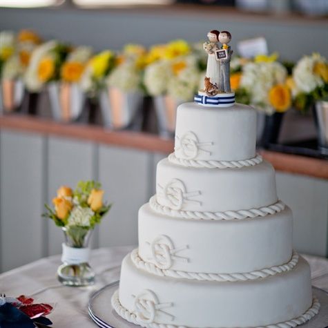 Mariage - White Wedding Cake