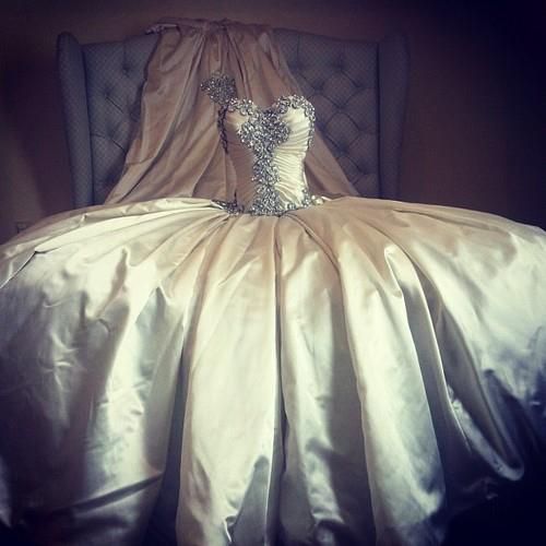 زفاف - Disney Princess Wedding Dresses 2013