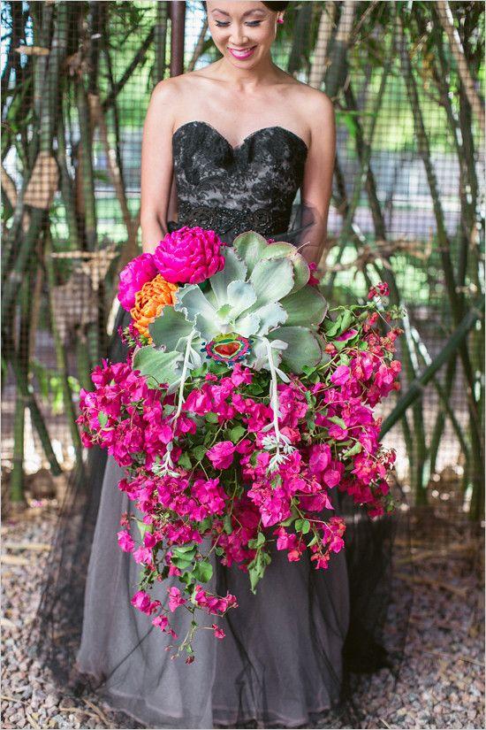 زفاف - Bougainvillea Bouquet