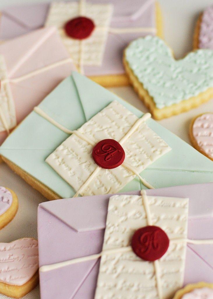 زفاف - Love Letter & Scripted Heart Cookies