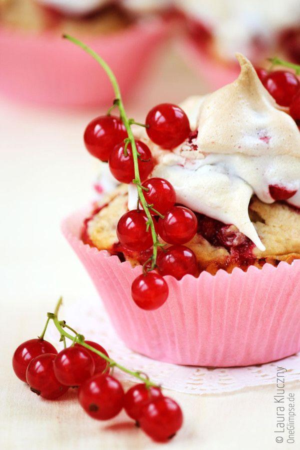 Wedding - Redcurrant-Cupcakes With Oat Flakes, Covered With Meringue