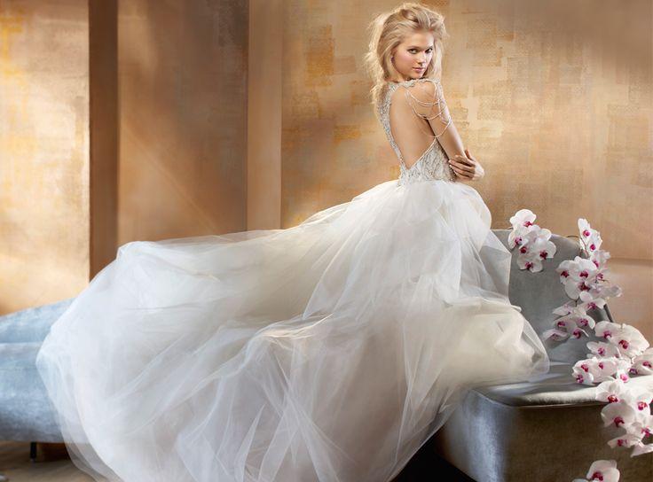 Hochzeit - Bridal Gowns, Wedding Dresses By Alvina Valenta - Style AV9503