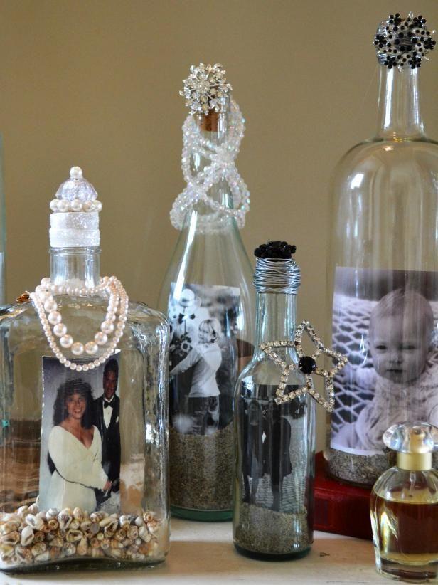 Hochzeit - Display Photos In Upcycled Bottles