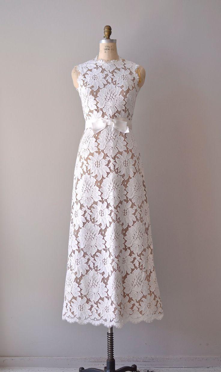 Wedding - Vintage Lace Wedding Dress / 1960s Wedding Gown / Love's Legacy Gown