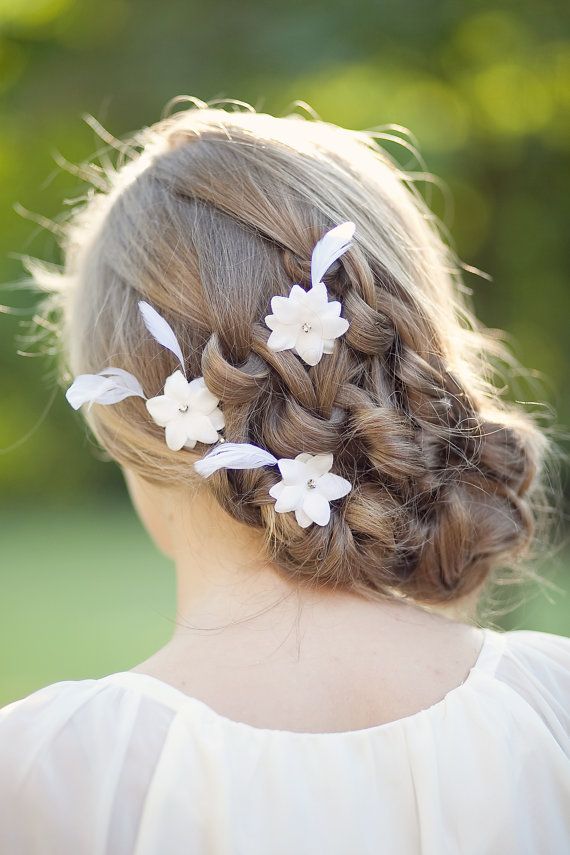 Свадьба - White Bridal Hair Flowers, Wedding Hair Accessories, Bridal Feather Flowers, Pearl, Rhinestone, Flower, Hair Pins - Set Of 3