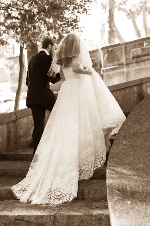 Свадьба - Oscar De La Renta Oscar De La Renta 12E04 Size 2 Wedding Dress –...