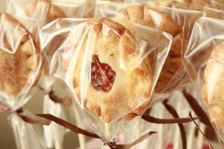 Hochzeit - Old Fashioned Apple Pie Pops