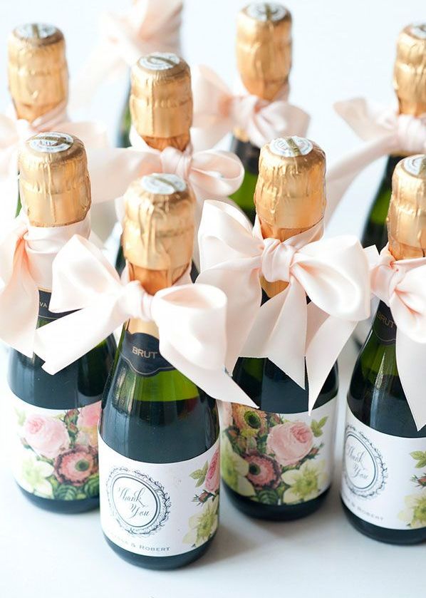 زفاف - 10 Wedding Favors Your Guests Won't Hate!