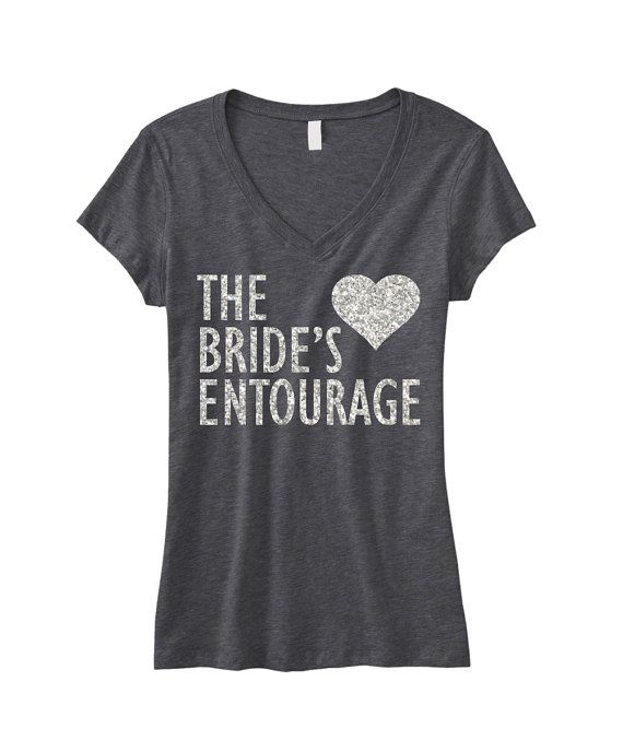 زفاف - BRIDE'S ENTOURAGE GLITTER Shirt Gray V-neck, Bridal Vneck, Wedding Shirt, Bride Shirt, Bridesmaid Vneck, Wedding