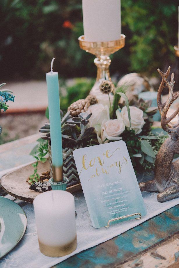 Mariage - Boho-Chic Wedding Styled Shoot With Dreamy Paper Details Galore