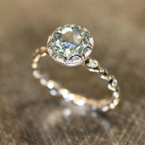 Свадьба - 24 Under $1,000 Engagement Rings