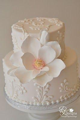 Hochzeit - DK Designs: Large Form Magnolia Cake Flower