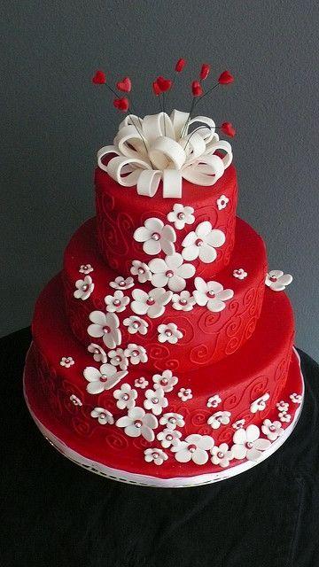 Wedding - Strawberries Cream Cake - The Dessert Lover