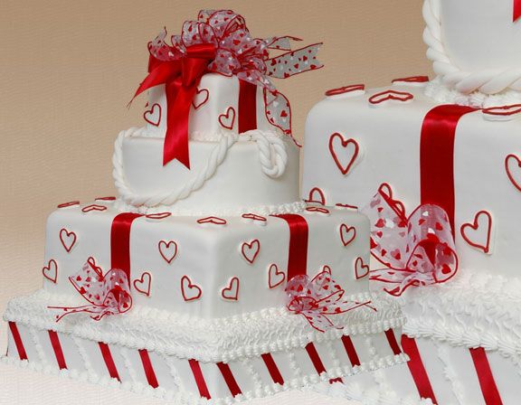 Hochzeit - Whimsical Wedding Cakes