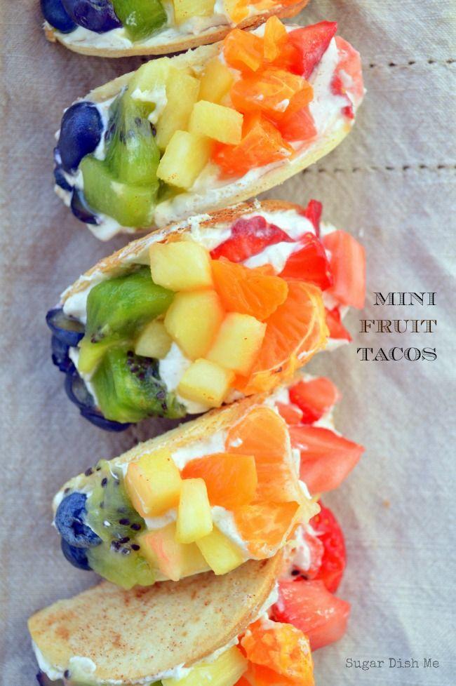 Hochzeit - Mini Fruit Tacos - Sugar Dish Me