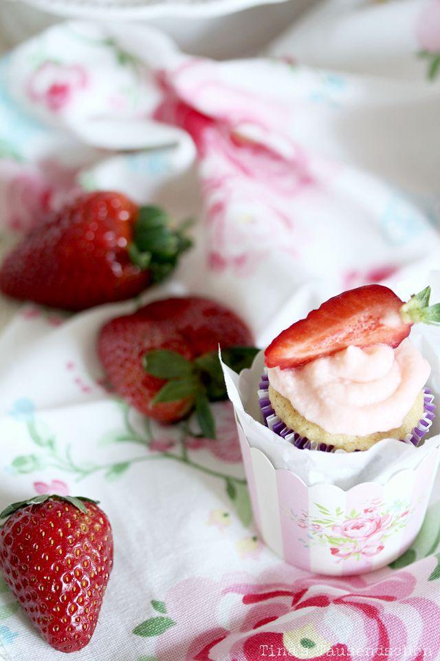 Wedding - Tinas TausendschÃ¶n: Erdbeer Daiquiri Cupcakes!