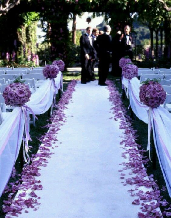 Hochzeit - Purple-Themed Wedding Inspiration