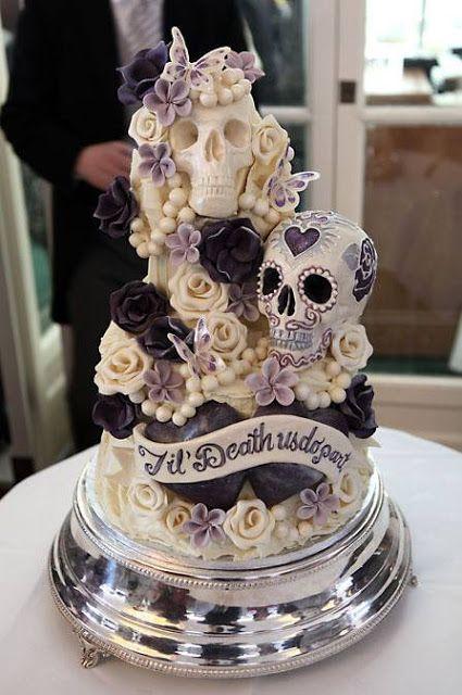Hochzeit - One Of The Greatest Wedding Cakes I've Ever Seen...