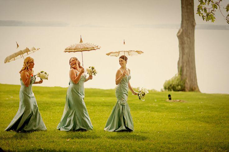 Hochzeit - Lakefront Seafoam Whimsical Vintage Wedding