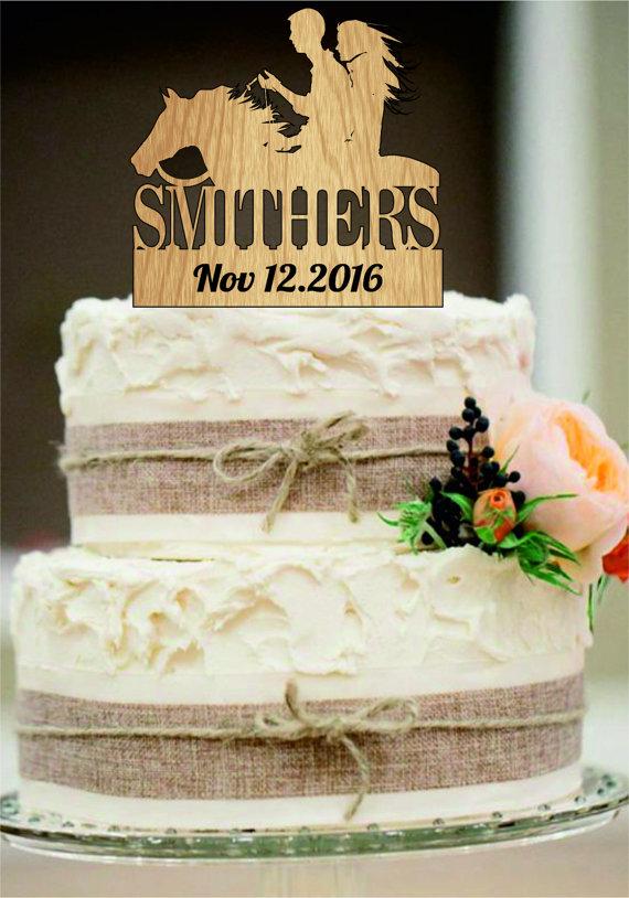 Свадьба - Custom Wedding Cake Topper with a horse silhouette, Rustic Wedding Cake Topper, Mr and Mrs Cake Topper, Country Cake Topper, Bride and Groom