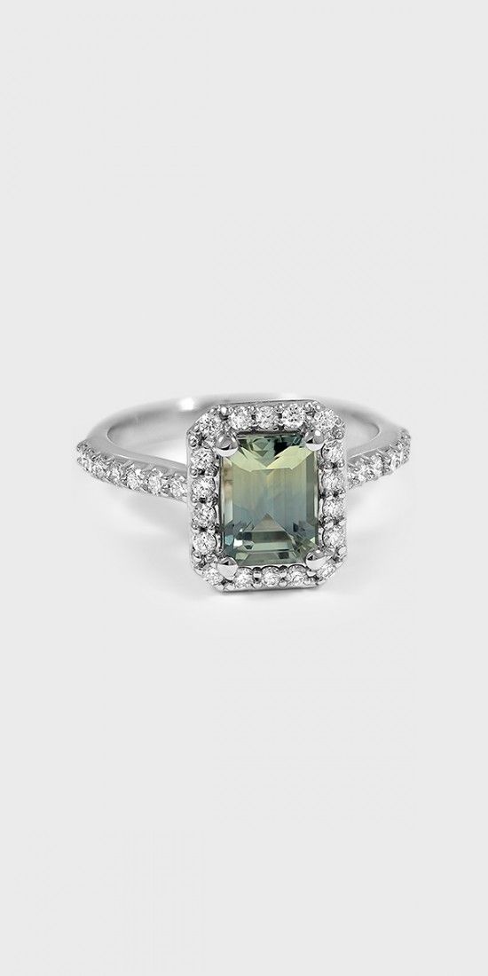 زفاف - 18K White Gold Sapphire Fancy Halo Diamond Ring With Side Stones
