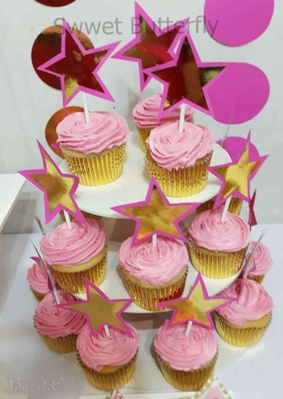 Hochzeit - Pink & Gold Birthday Party Ideas