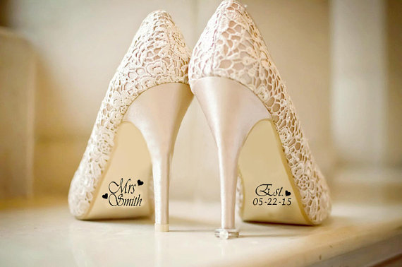Mariage - Custom Wedding Shoe Decal with Date and Hearts, Wedding Decorations, Shoe Decal