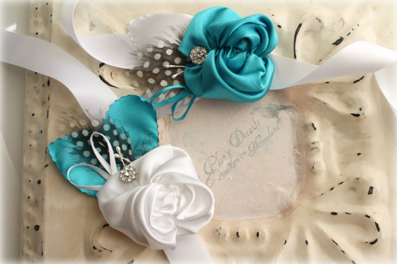 Mariage - Wrist Corsage - Bridal Corsage - Bridesmaids Fabric Floral Bouquet Corsage - Crystal Rhinestone - Choose your colors