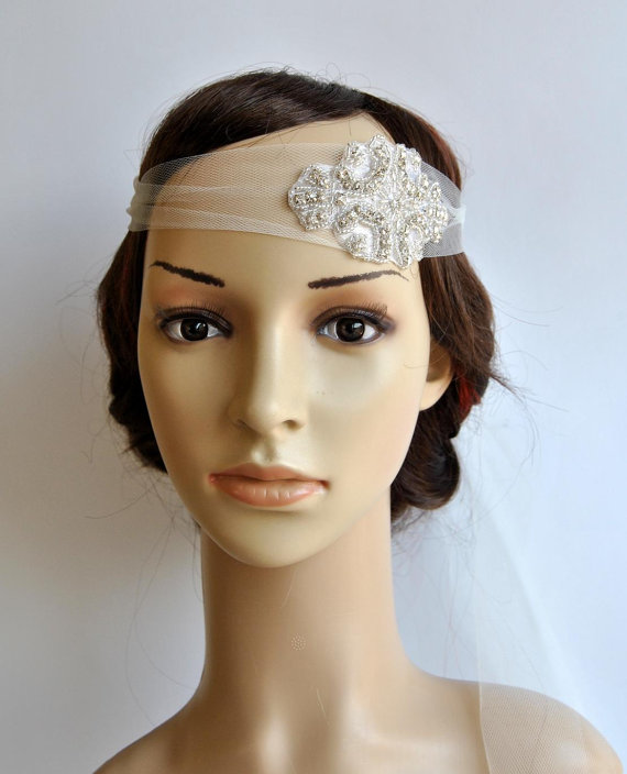 Hochzeit - Veil Great Gatsby Crystal Rhinestone Bridal 1920s Veil tulle Headband Headpiece, Wedding, Art Deco Bridal Rhinestone Tulle Headband,