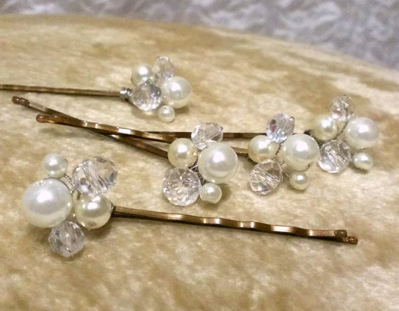 Hochzeit - Ivory Pearl Bridal Hair Pins With Swarovski Crystals - Set of 5,  Bridal Hair Pins, Bridal Wedding Hair Pins, Flower Girl Hair Pins