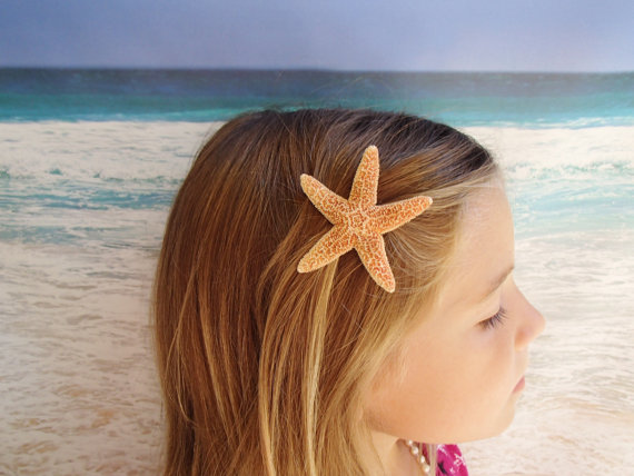 Свадьба - Sugar Starfish Hairclip - Natural, Silver or Gold - Sugar Beach Wedding Alligator Hair Clip - Flower girl flowergirl Barrette Pin Mermaid