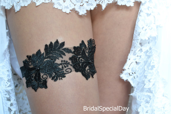 Hochzeit - Wedding Black Garter Lace Garter Bridal Garter Set Wedding Garter Black Wedding Garter Set - Handmade Wedding Accessories