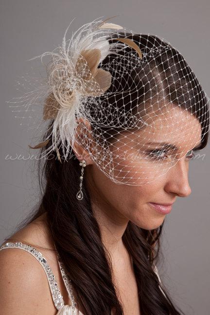 زفاف - Bridal Veil Set, Ivory Wedge Birdcage Veil with Ivory and Champagne Feather Fascinator Amber