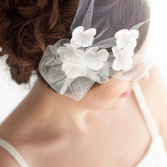 زفاف - Tulle Bandeau Veil Blossoms Silk - Wedding Veil with Flowers - Wedding Hair Piece