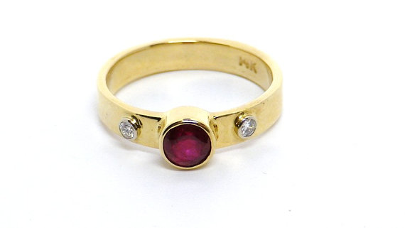 زفاف - Ruby and Diamond Ring