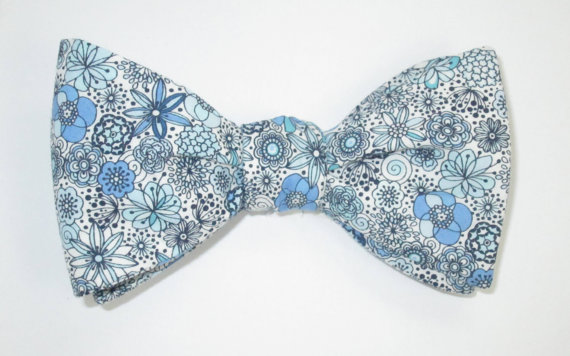Mariage - Mens Freestyle Bow Tie Cotton Lawn Floral Summer Wedding Groomsman Blue Doodle Freestyle Self Tie BowTie