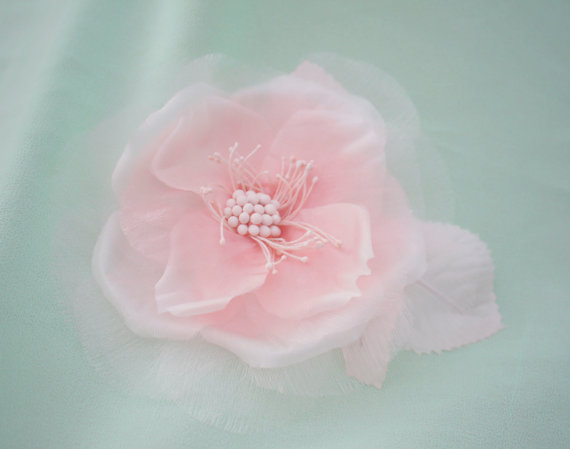 Hochzeit - wedding hair accessories, bridal hair clip, silk flower hair clip, white bridal hairpiece