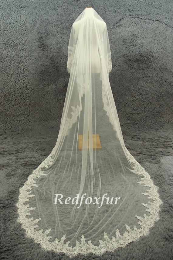 Hochzeit - Elegant cathedral veil, beautiful petals wedding veil, Alencon lace veil, ivory lace veil, wedding headpiece