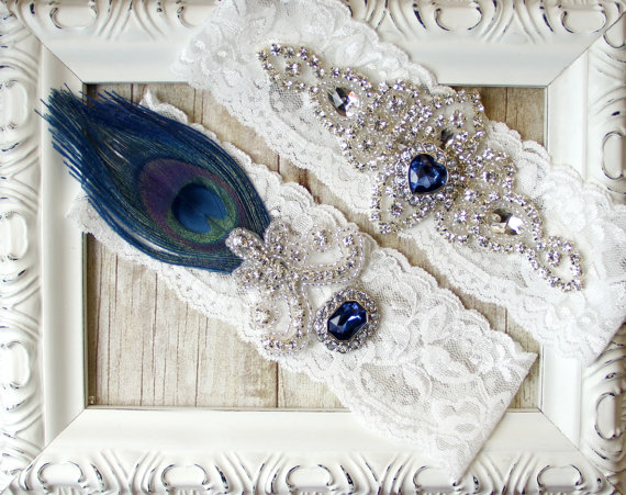 Свадьба - NEW! Lace Wedding Garter - Vintage Garter Set with gorgeous Peacock Feather, Rhinestones and"Sapphires." Feather Crystal Garter Set