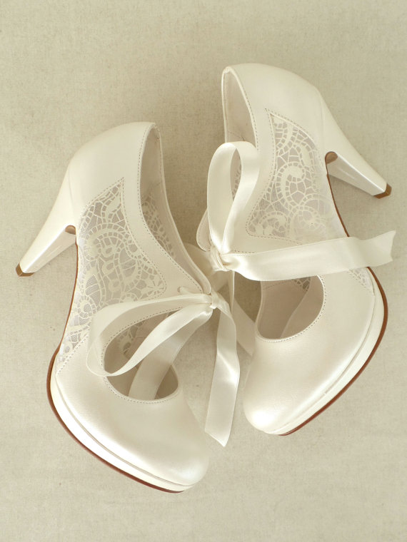 Mariage - Lace Insert Bridal Shoes with Ribbons in ivory, 4"Heels - Elegant Wedding Shoes