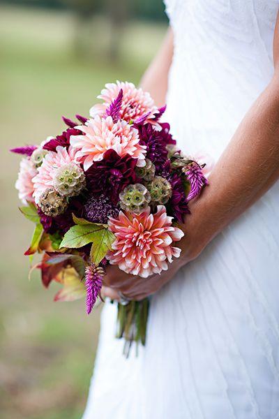 Hochzeit - Modern Wedding Bouquets With Texture